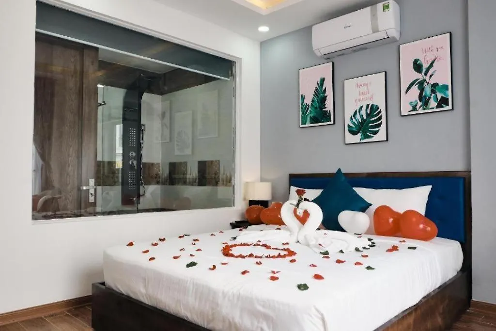 Sofitel Seaview Hotel Da Nang 2*,  Vietnam